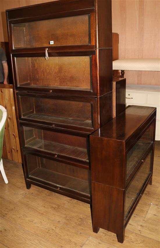 Two sectional bookcases and another Largest H.175cm